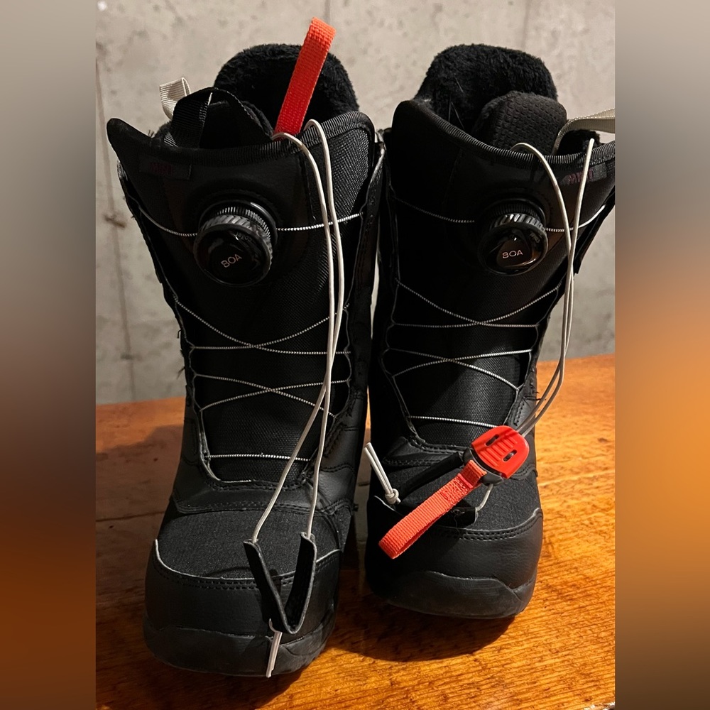 Burton Mint Boa Snowboard Boots